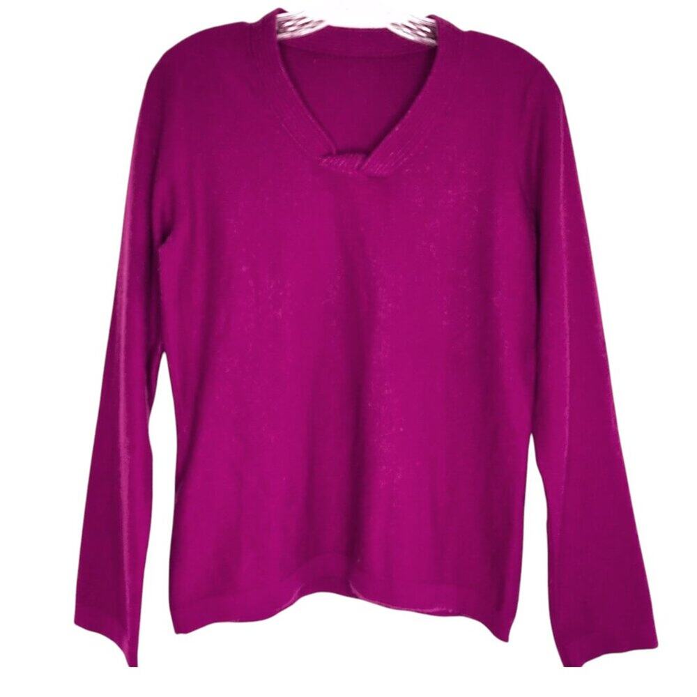 Kasper berry, v-neck cashmere sweater, estimate size medium